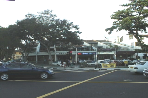 Siglap5.jpg (112247 bytes)